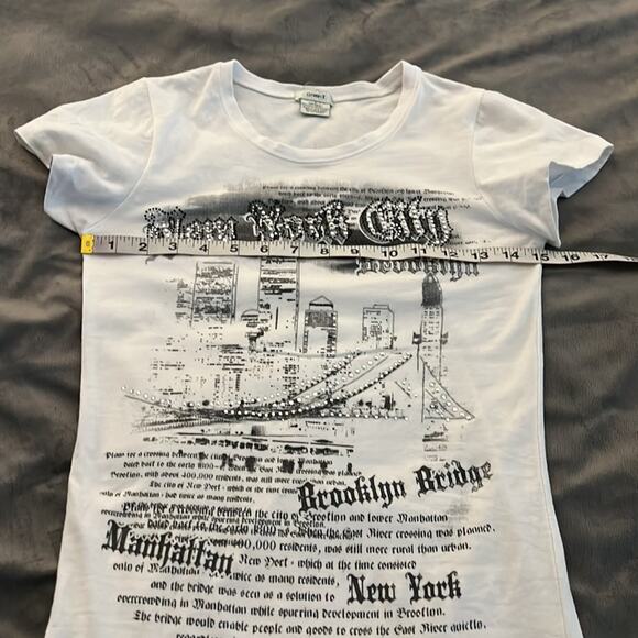 Green T  White Embellished NYC Brooklyn Bridge Tee Shirt Knit top - Picture 6 of 7